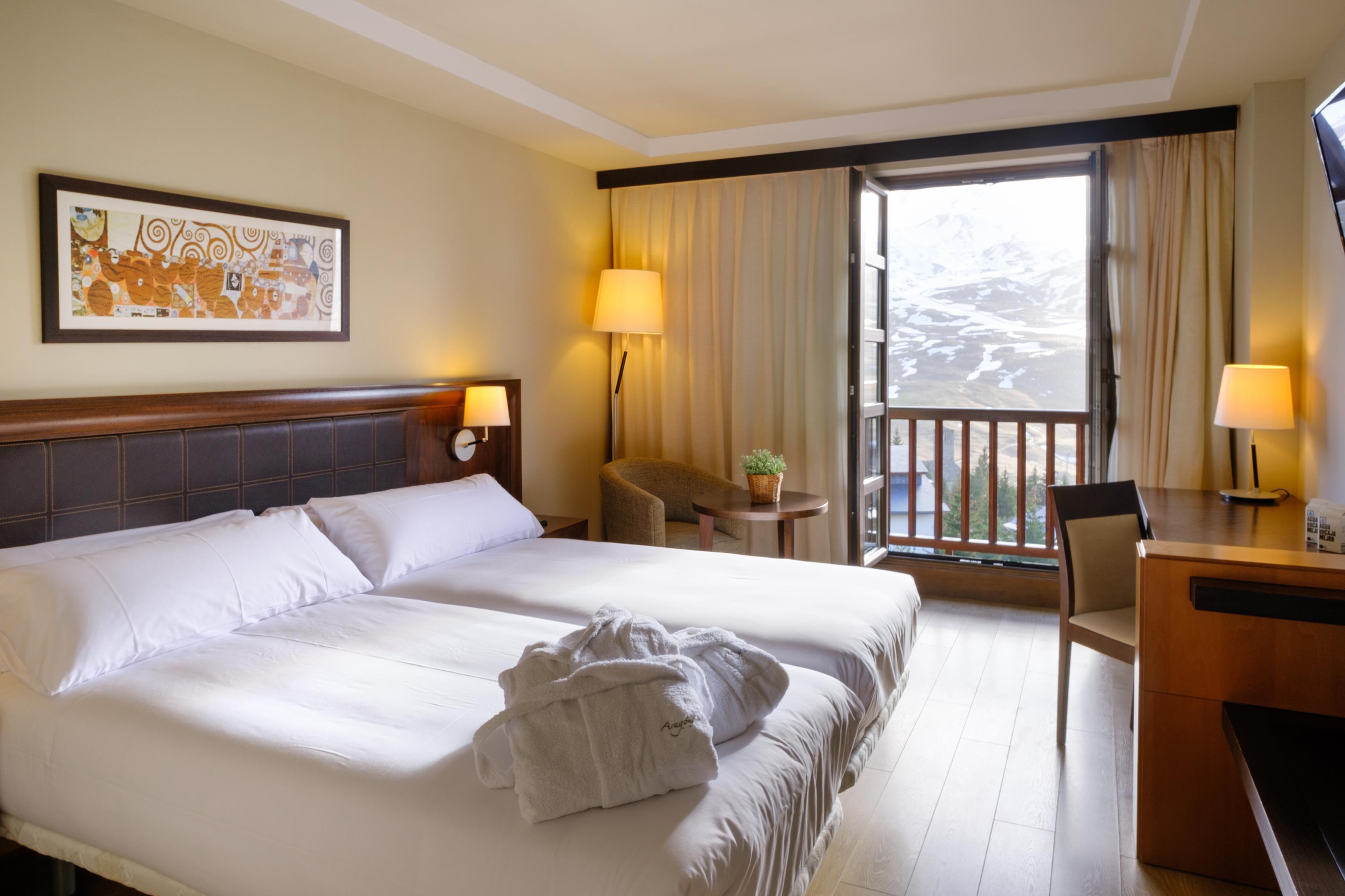 Hotel Sno Aragon Hills Formigal Zewnętrze zdjęcie