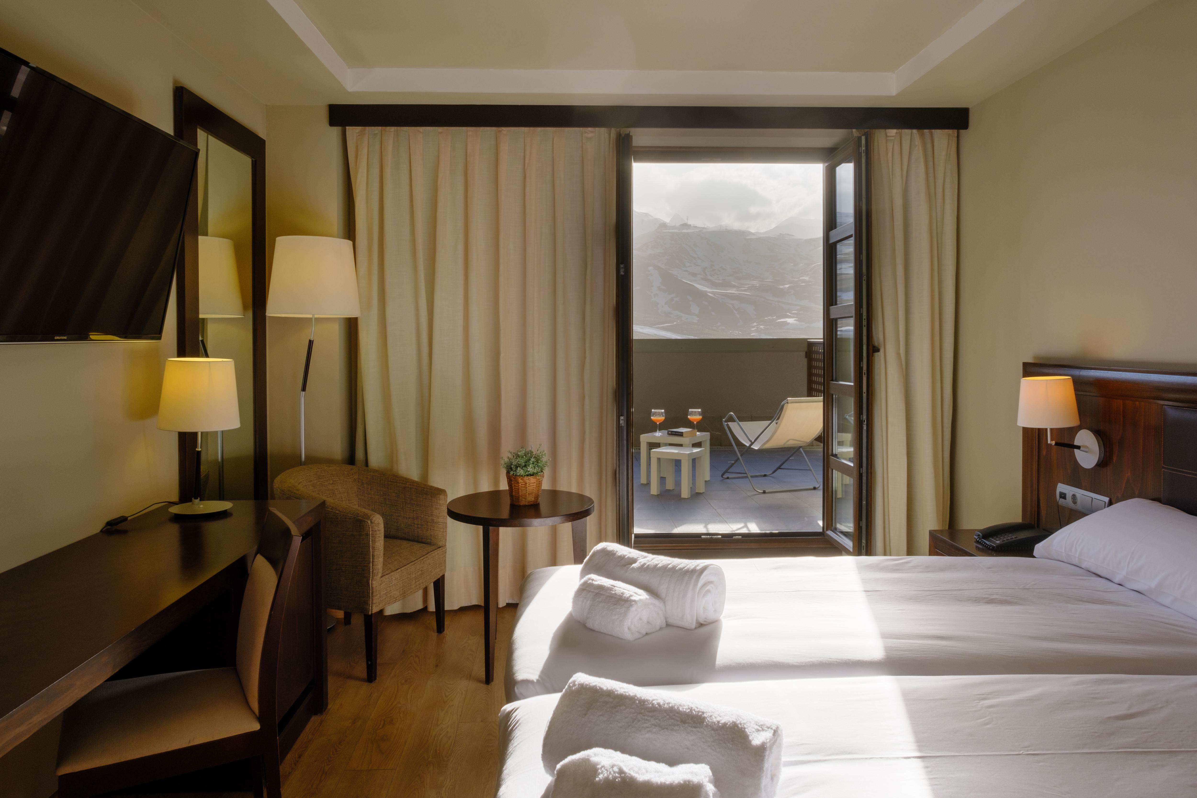 Hotel Sno Aragon Hills Formigal Zewnętrze zdjęcie