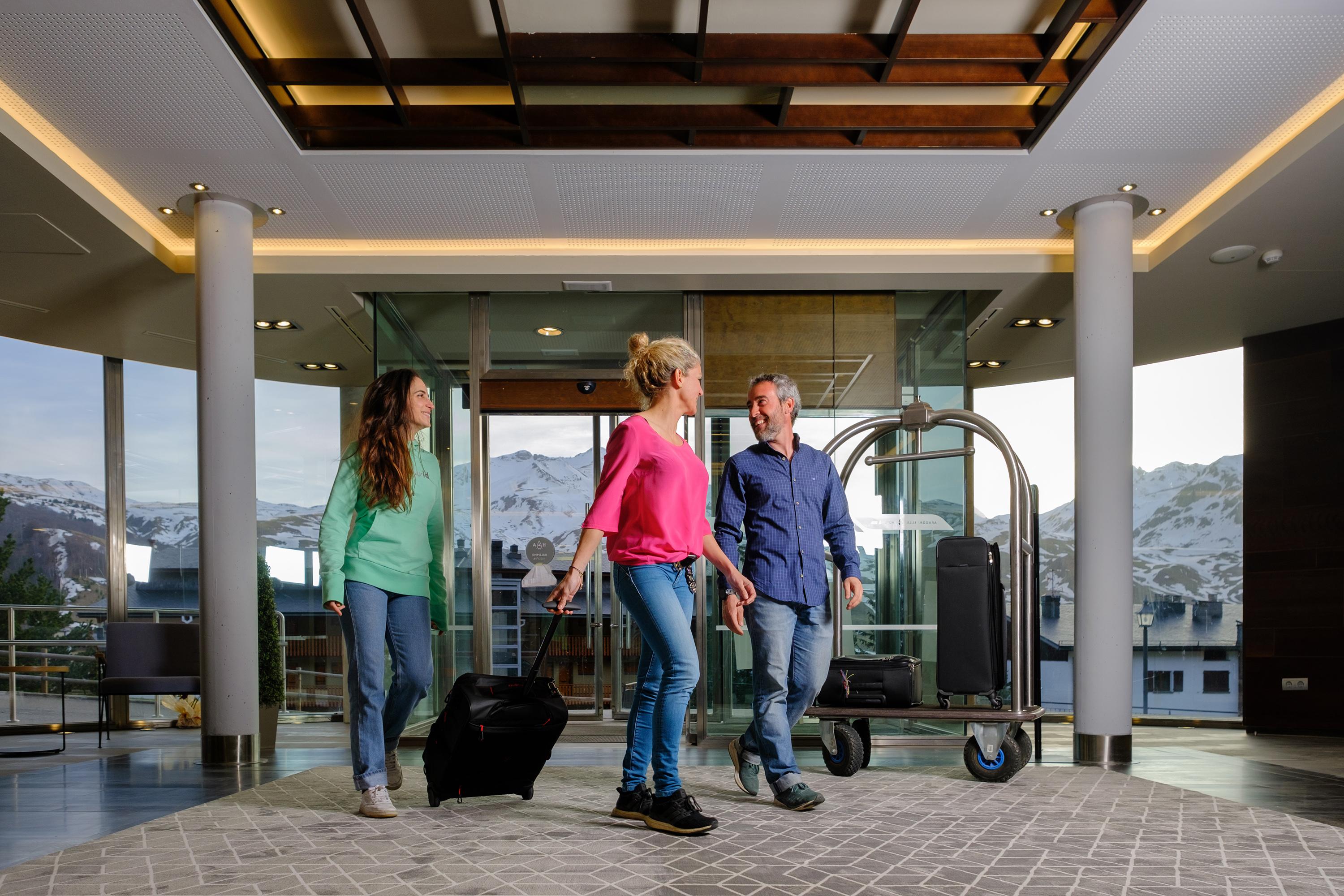 Hotel Snoe Aragon Hills Formigal Zewnętrze zdjęcie