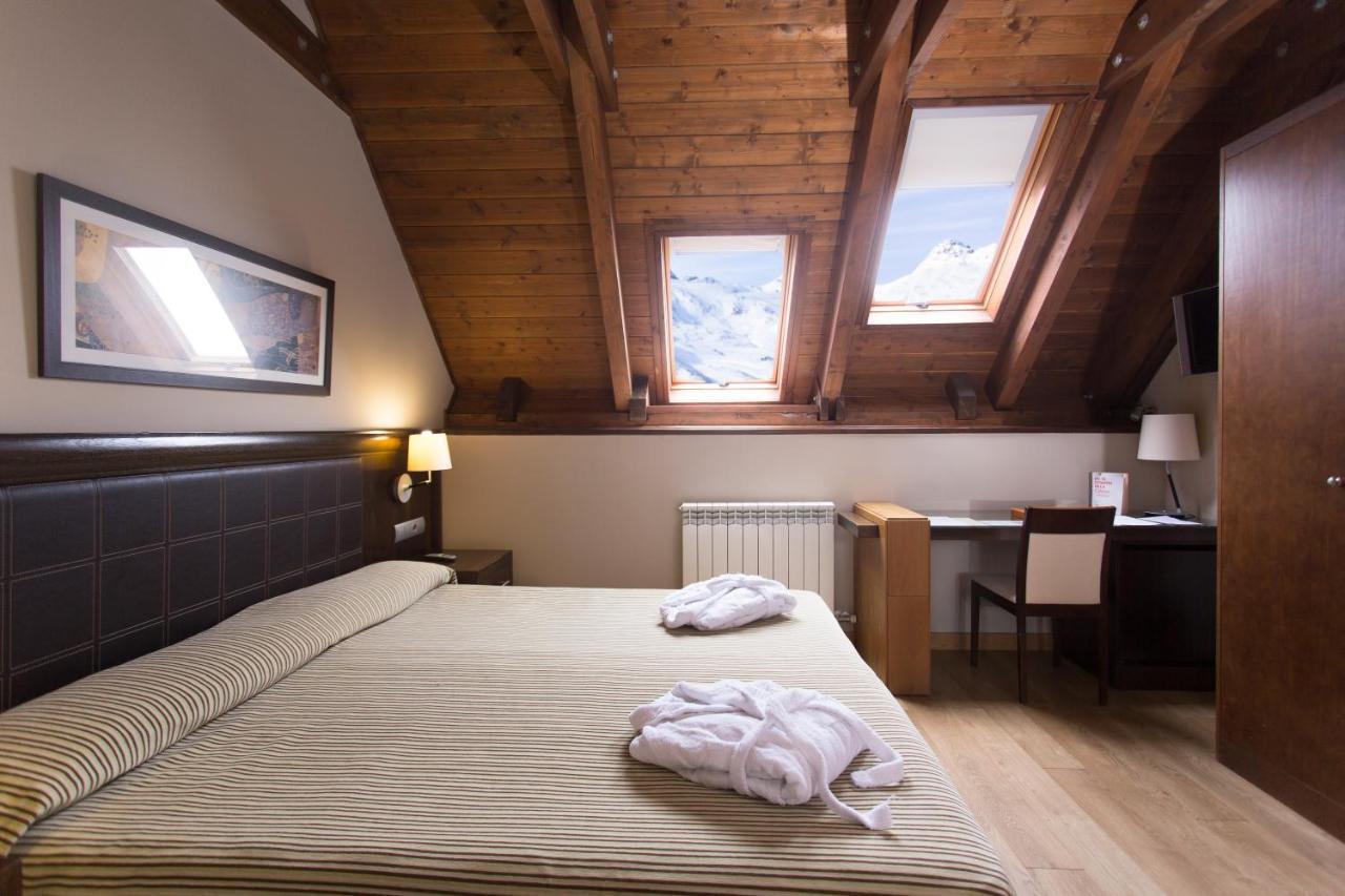 Hotel Snoe Aragon Hills Formigal Zewnętrze zdjęcie