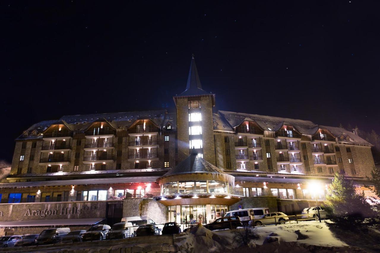 Hotel Sno Aragon Hills Formigal Zewnętrze zdjęcie